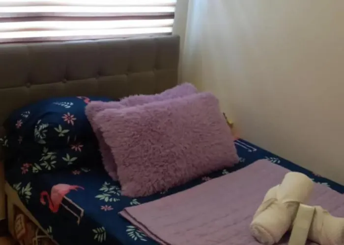 Trees 1 Bedroom Fully Furnished With Free Wi-fi & Netflix Apartamento Manila